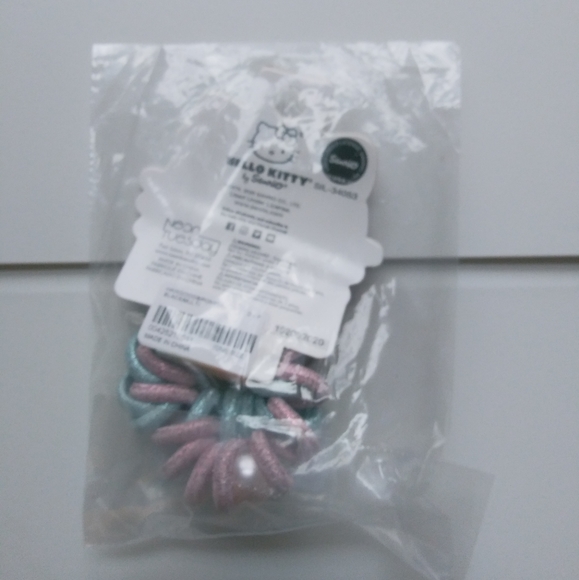 Hello kitty - Picture 3 of 3